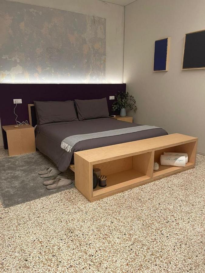 La Mirage Apartment Desenzano del Garda Luaran gambar